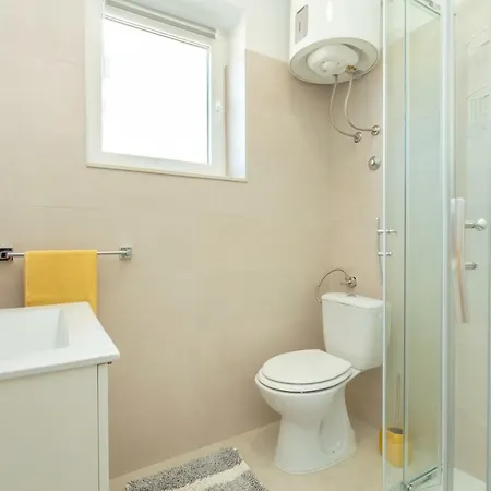 Holiday Apartments Dubrovnik * ドゥブロブニク
