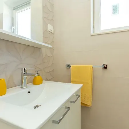 Holiday Apartments Dubrovnik * ドゥブロブニク