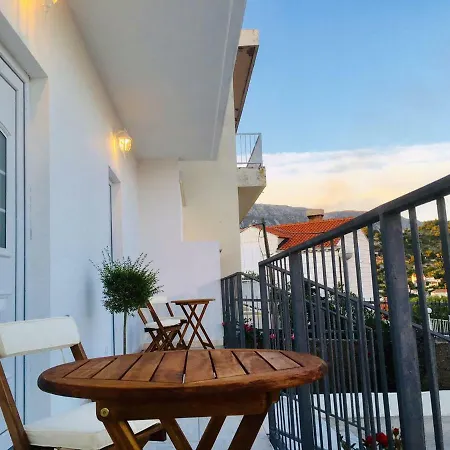 アパート Holiday Apartments Dubrovnik